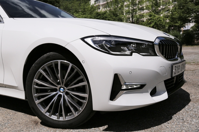 BMW 3시리즈 PPF 전체 시공 + 유리막 코팅 견적 요청